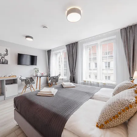 Six Suites, Old Town-3